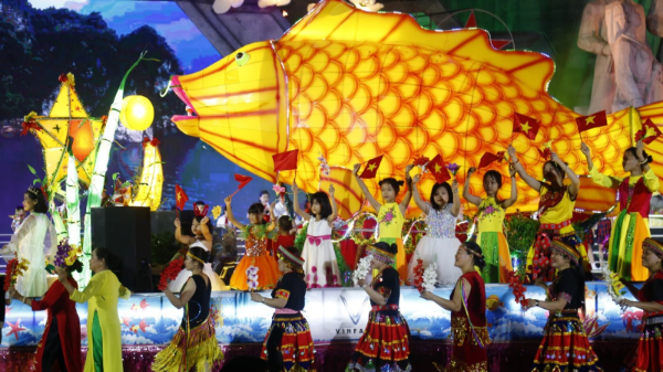 Tạm dừng các hoạt động vui chơi, giải trí trong thời gian báo động lũ