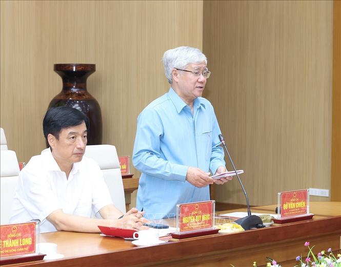 Chủ tịch Ủy ban Trung ương MTTQ Việt Nam Đỗ Văn Chiến phát biểu tại buổi làm việc - Ảnh: TTXVN