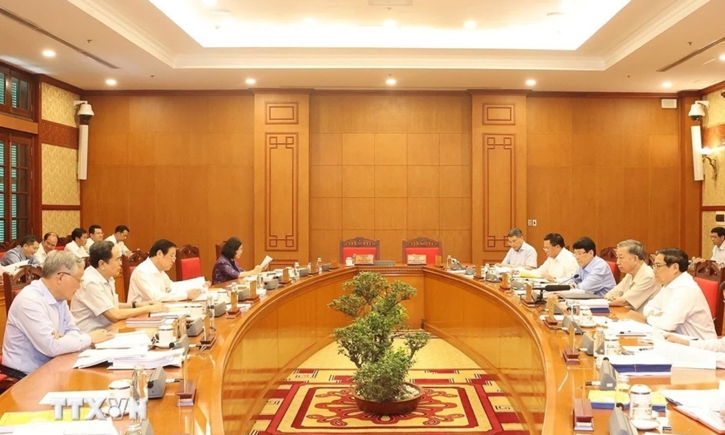 Tổng Bí thư, Chủ tịch nước Tô Lâm chủ trì họp Bộ Chính trị cho ý kiến về Nghị quyết phát triển thành phố Hải Phòng - Ảnh: TTXVN