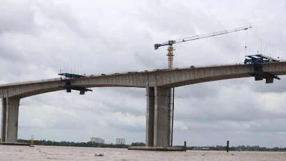 Two main sections of Nhon Trach bridge of HCM City's Ring Road 3 connected