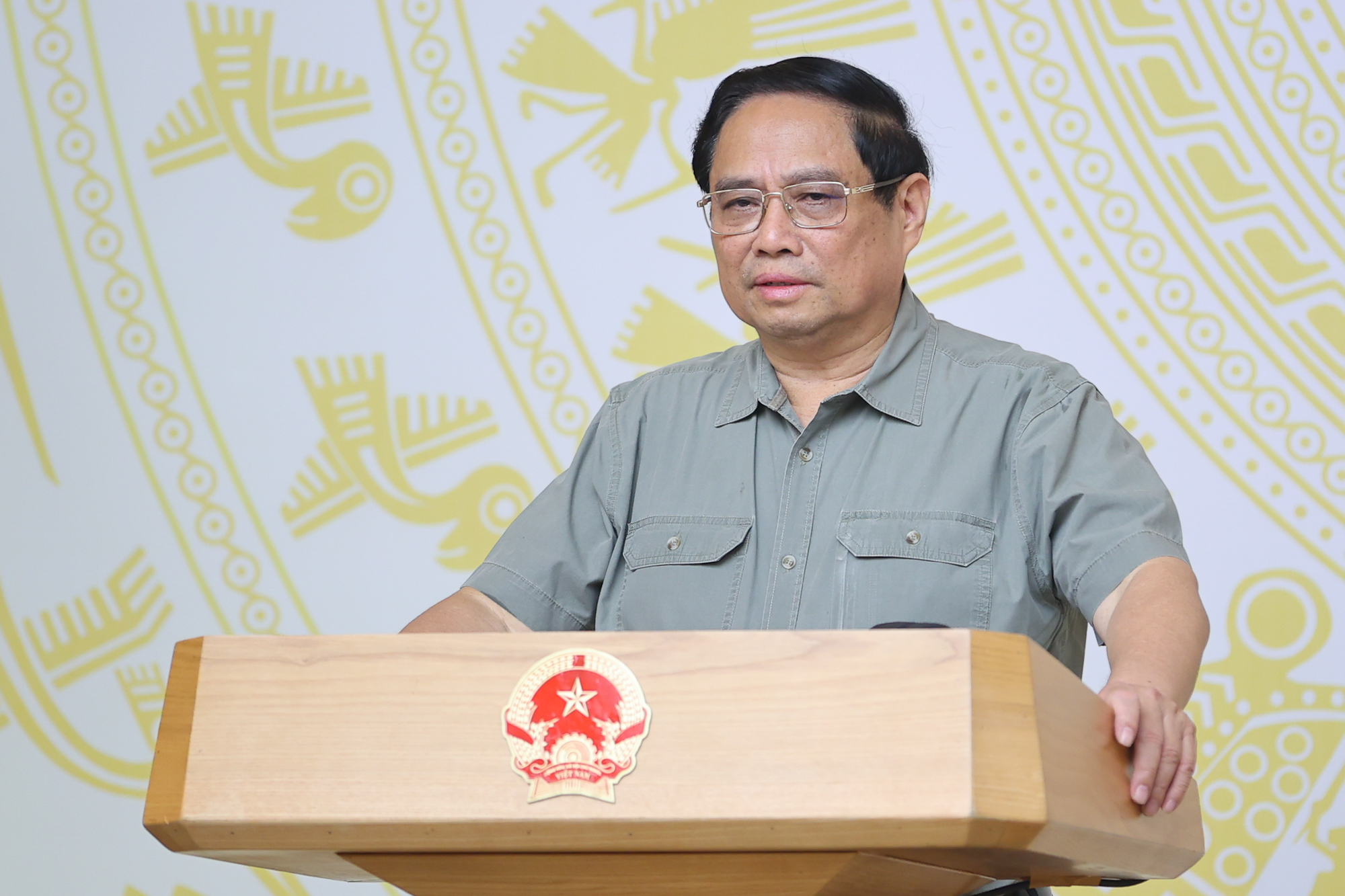 Thủ tướng Phạm Minh Chính yêu cầu ban hành Nghị quyết về khắc phục hậu quả bão Yagi, nhanh chóng ổn định tình hình nhân dân, khôi phục sản xuất, kinh doanh, thúc đẩy tăng trưởng ngay trong ngày mai (16/9).