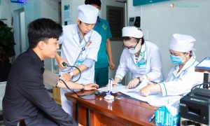 Việc liên thông dữ liệu Giấy khám sức khỏe lái xe lên Cổng giám định BHYT mang lại nhiều thuận tiện cho người dân. Ảnh: Internet