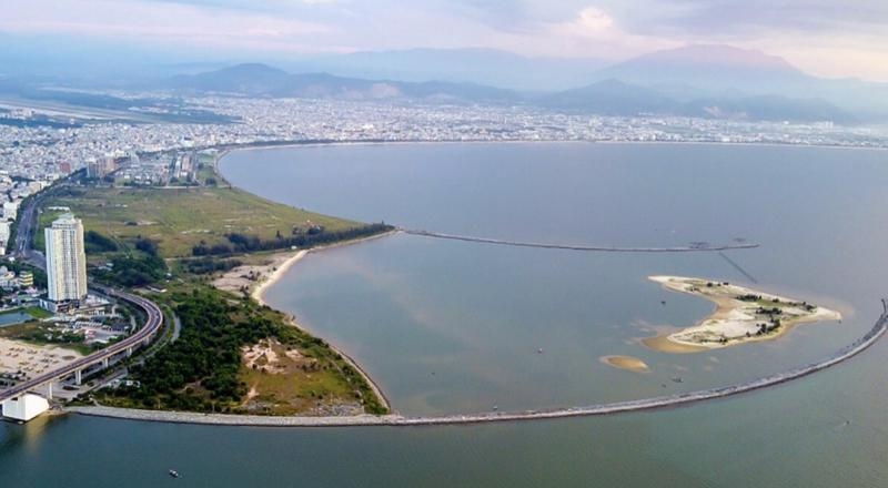 Da Nang proposes 10 locations for free trade zone