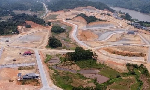 Sau gần 3 năm động thổ, sân bay lớn nhất vùng Tây Bắc vẫn mỏi mắt tìm nhà đầu tư