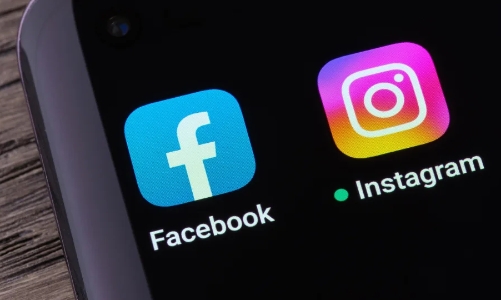 Người dùng có thể từ chối cho phép Facebook và Instagram sử dụng bài đăng cá nhân để đào tạo AI 