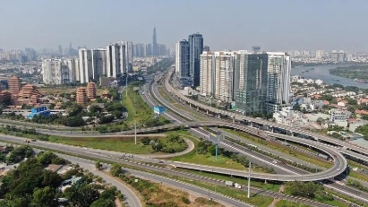 HCMC accelerates development of modern infrastructure