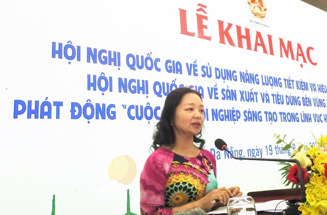 B&agrave; Nguyễn Thị L&acirc;m Giang ph&aacute;t biểu khai mạc hội nghị. Ảnh: Ng&ocirc; Anh Văn.