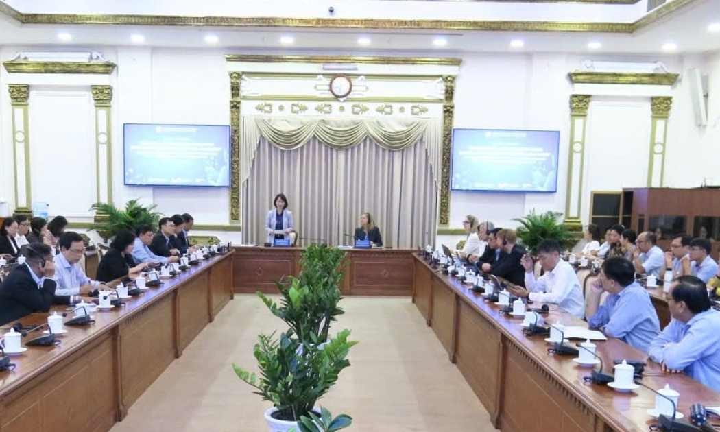 Hội thảo 