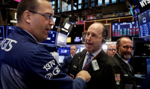 Chứng khoán Mỹ và giá dầu cùng tăng mạnh nhờ lạc quan lãi suất