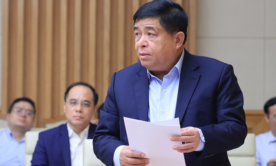 Bộ trưởng Bộ Kế hoạch và Đầu tư Nguyễn Chí Dũng phát biểu tại Hội nghị của Thường trực Chính phủ làm việc với các doanh nghiệp lớn về giải pháp góp phần phát triển kinh tế-xã hội đất nước diễn ra sáng 21/9.
