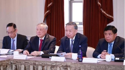 Top leader attends seminar on Vietnam-US cooperation in semiconductor and artificial intelligence industries