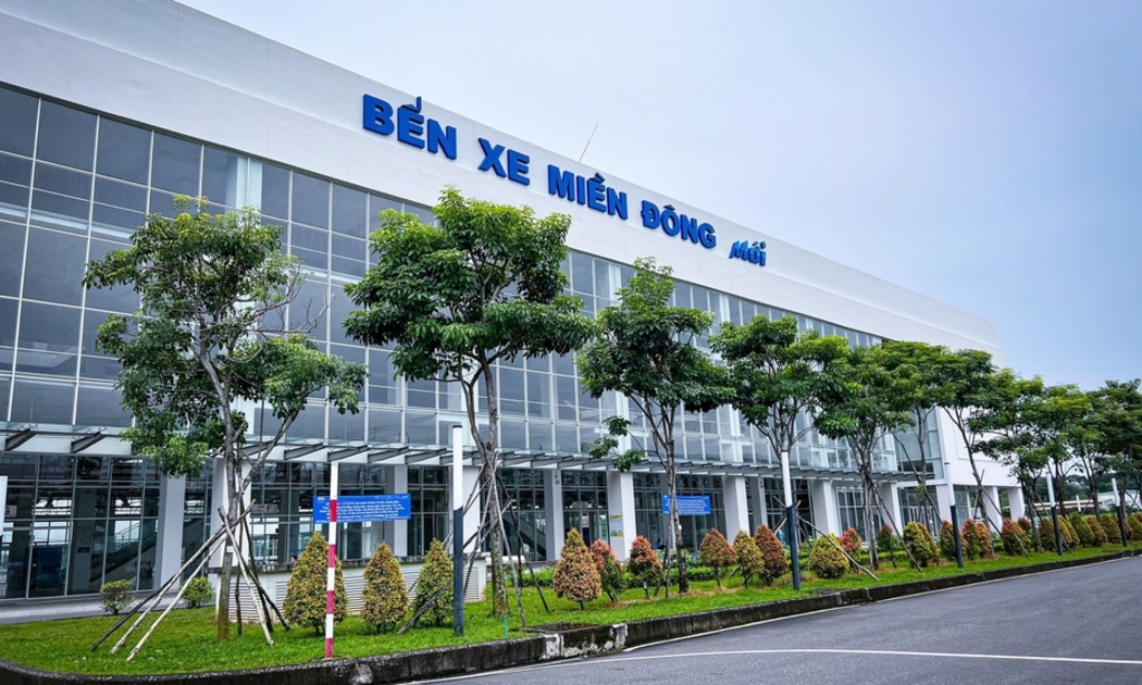 Từ khi đưa vào khai thác đến nay, bến xe Miền Đông mới vẫn luôn đìu hiu, vắng khách và chỉ đạt khoảng 5% công suất sau 4 năm hoạt động. Ảnh minh họa.