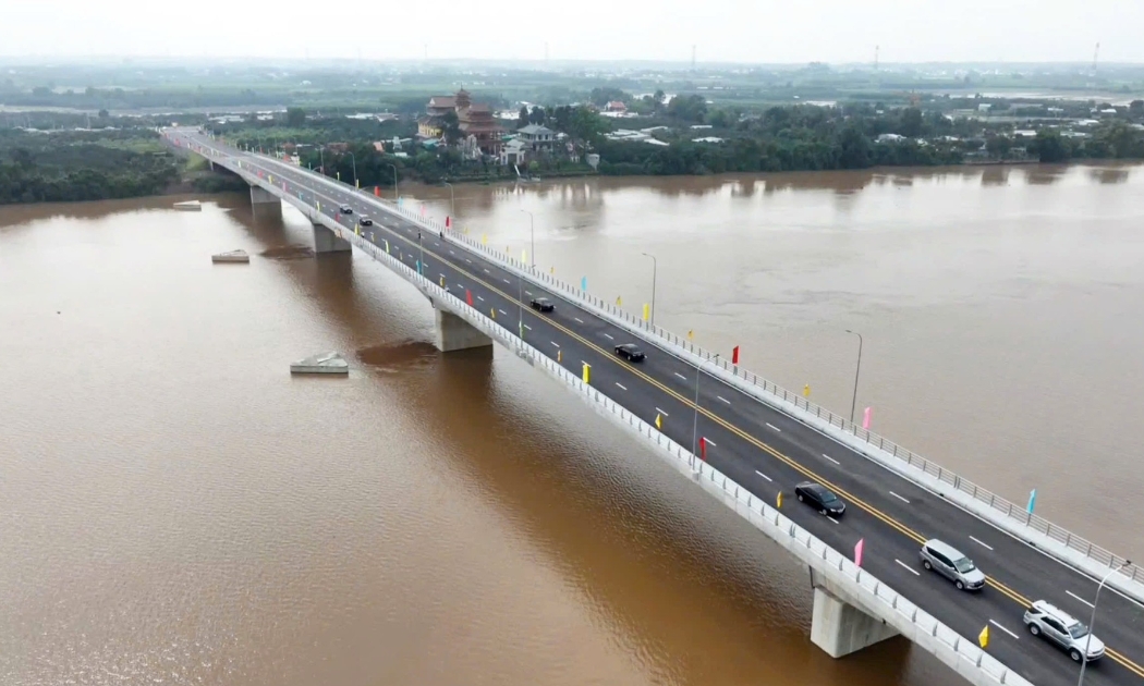 Cầu Bạch Đằng 2 nối hai tỉnh Bình Dương - Đồng Nai