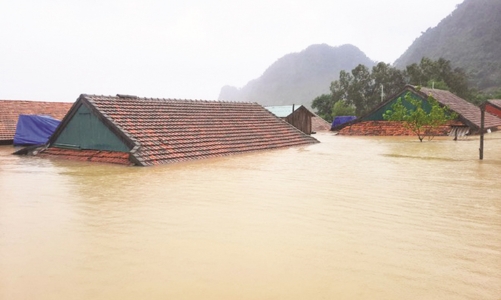 Tiềm ẩn nhiều nguy cơ dịch bệnh trong mùa mưa lũ 