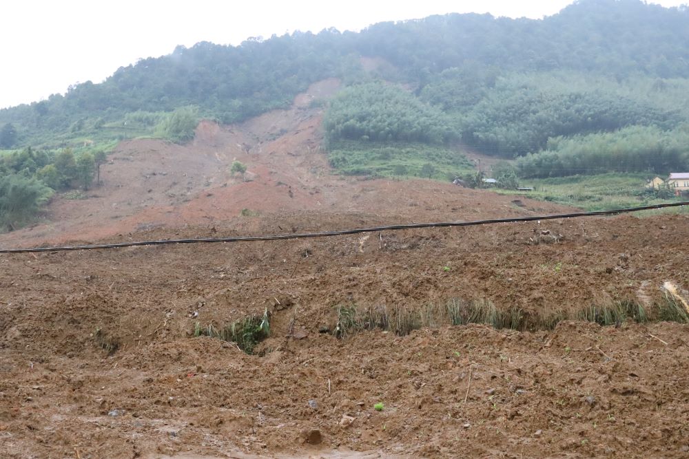 Khu vực sạt lở tại xóm Lũng Lỳ, xã Ca Thành và xóm Lũng Súng, xã Yên Lạc, tỉnh Cao Bằng.