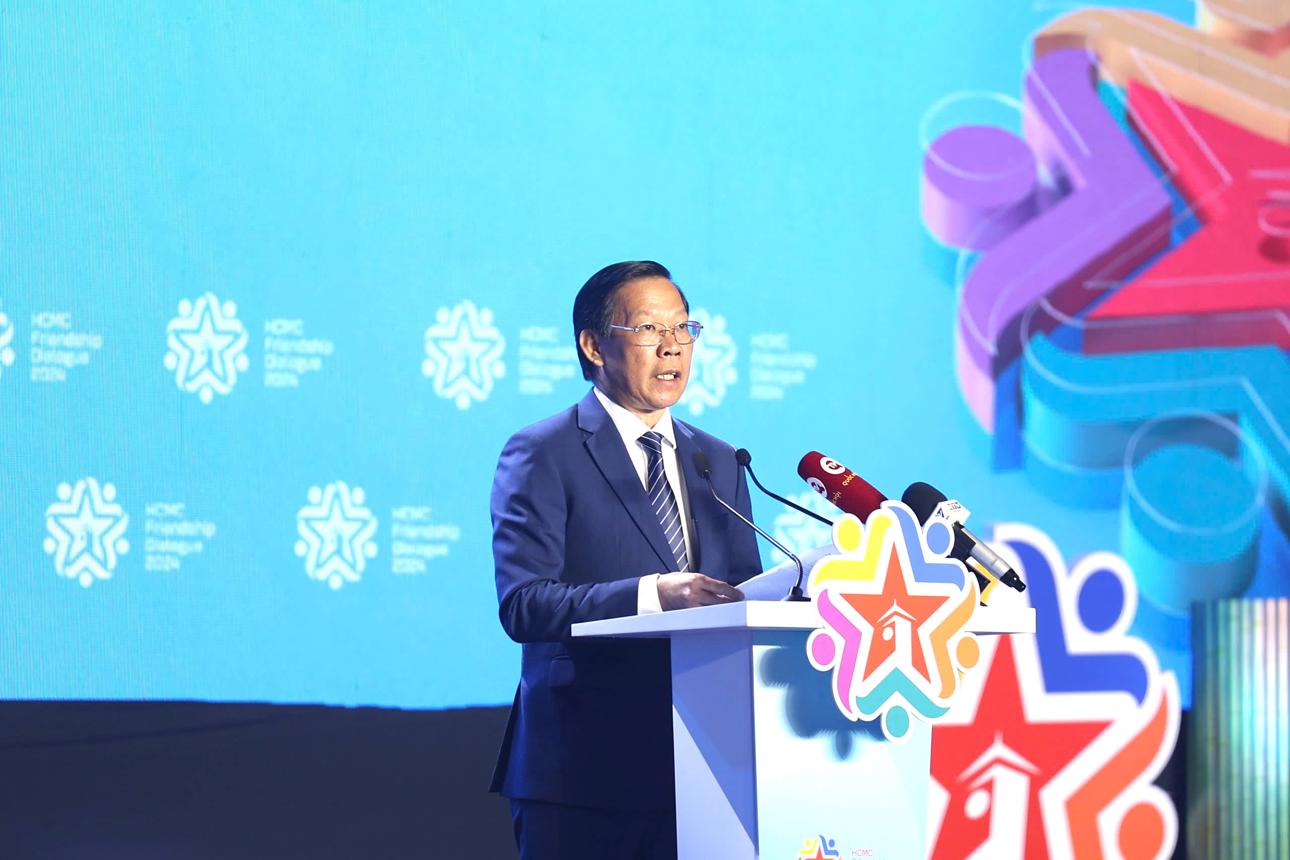 Chủ tịch Ủy ban nhân dân Thành phố Hồ Chí Minh Phan Văn Mãi phát biểu khai mạc Hội nghị Đối thoại hữu nghị TP.HCM năm 2024.