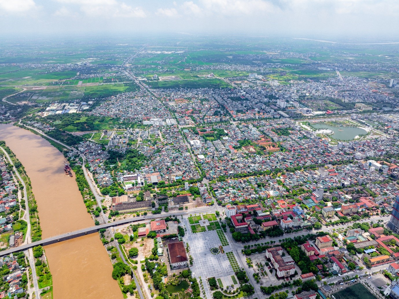 Nhiều tuyến giao thông cầu đường được Thái Bình quyết liệt triển khai.