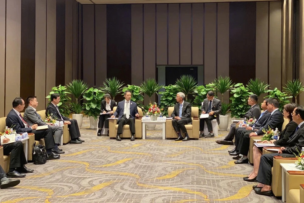 Hội nghị xúc tiến hợp tác hành lang thương mại Đường bộ - Đường biển quốc tế mới Trùng Khánh (Trung Quốc) - TP. Hồ Chí Minh (Việt Nam), chiều 24/9.