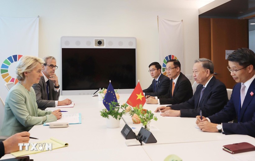Tổng Bí thư, Chủ tịch nước Tô Lâm gặp Chủ tịch Ủy ban châu Âu Ursula von der Leyen - Ảnh: TTXVN