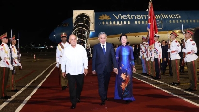 Party General Secretary and State President To Lam starts State visit to Cuba