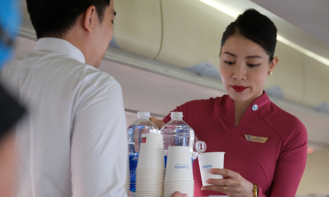 Vietnam Airlines là hãng hàng không duy nhất đang khai thác đến Côn Đảo, đồng thời hãng luôn đặt mục tiêu và thực hiện nhiều chương trình liên quan đến phát triển bền vững.