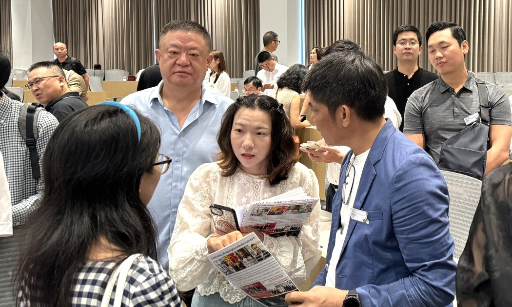 Các phiên làm việc song phương giữa các doanh nghiệp Việt Nam và Trung Quốc.