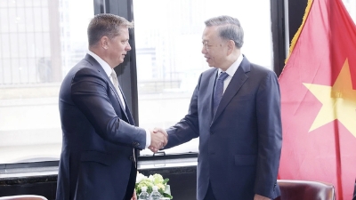 SpaceX plans to invest $1.5 billion in Vietnam