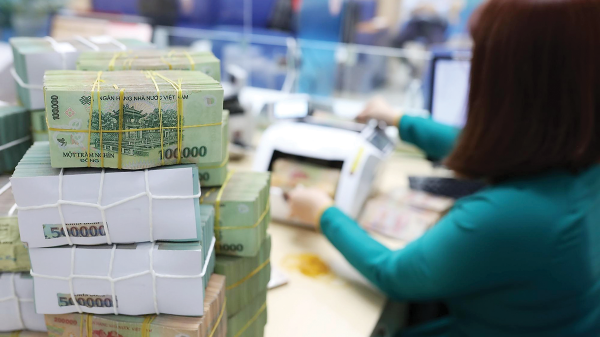 Cân nhắc giữa giữ và thả nổi hạn mức tín dụng