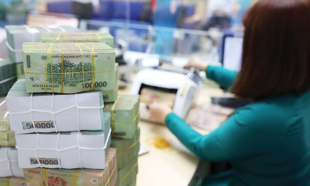 Tỷ lệ tăng trưởng tín dụng ở nhiều năm nay không giảm mà còn tăng ở mức đáng báo động theo khuyến nghị của nhiều tổ chức quốc tế.