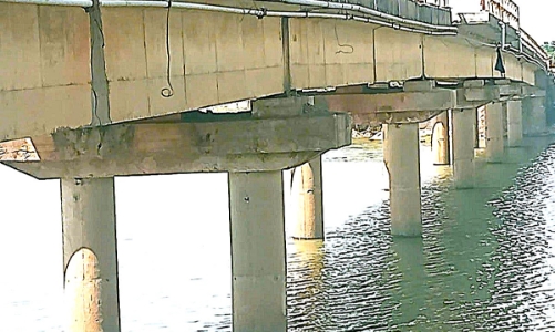 Cầu sông Thai trước nguy cơ đổ sập