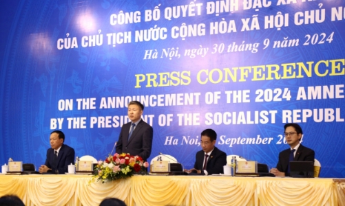 403 phạm nhân nhóm tội về xâm phạm kinh tế, chức vụ, tham nhũng được đặc xá năm 2024