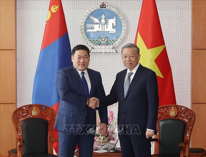 Tổng Bí thư, Chủ tịch nước Tô Lâm và Thủ tướng Mông Cổ Luvsannamsrain Oyun-Erdene - Ảnh: TTXVN