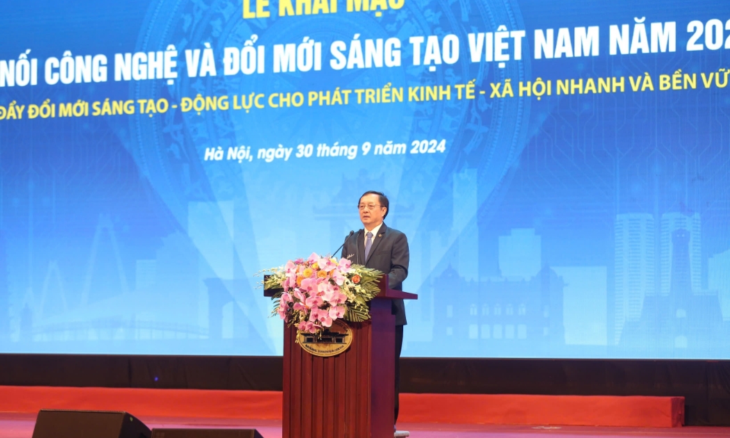 Bộ trưởng Bộ Khoa học và Công nghệ Huỳnh Thành Đạt.