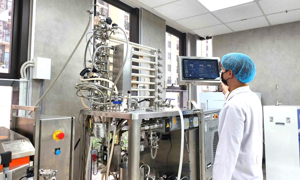 Ngành nguyên liệu hóa chất ở Việt Nam đang trên đà phát triển.
