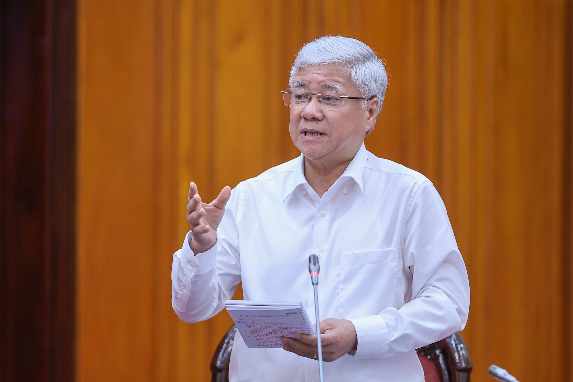 Chủ tịch Ủy ban Trung ương Mặt trận Tổ quốc Việt Nam Đỗ Văn Chiến phát biểu tại buổi làm việc - Ảnh: VGP