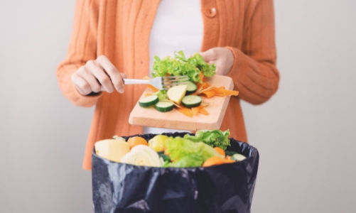 Giảm lãng phí thực phẩm phải bắt đầu từ hành vi tiêu dùng