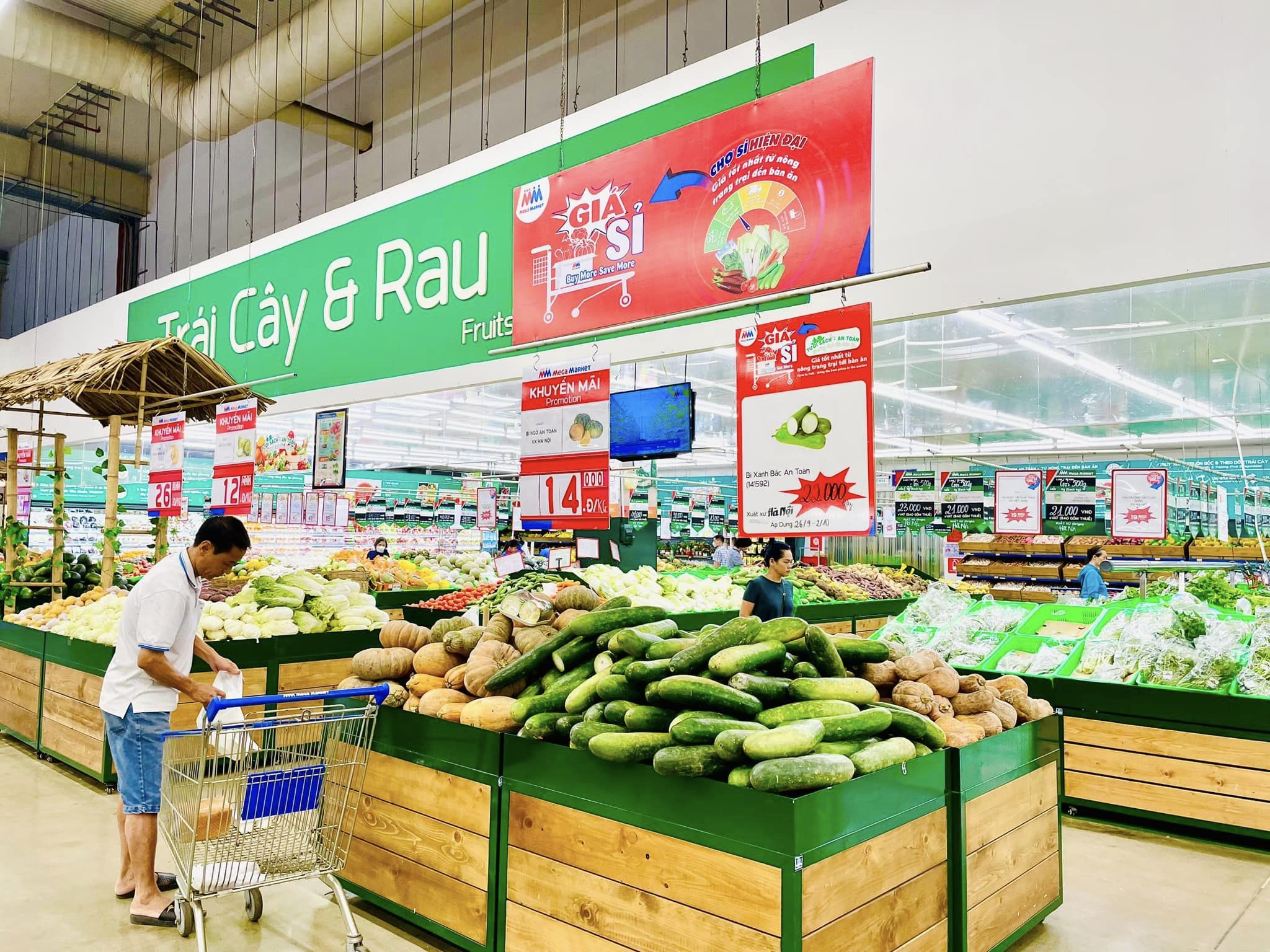 Hệ thống các siêu thị bắt tay nhau để kiểm soát chất lượng hàng hóa.