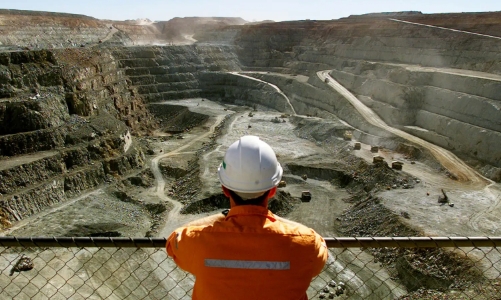 Các mỏ thạch anh quan trọng cho sản xuất chip toàn cầu đang có nguy cơ bị bão tàn phá