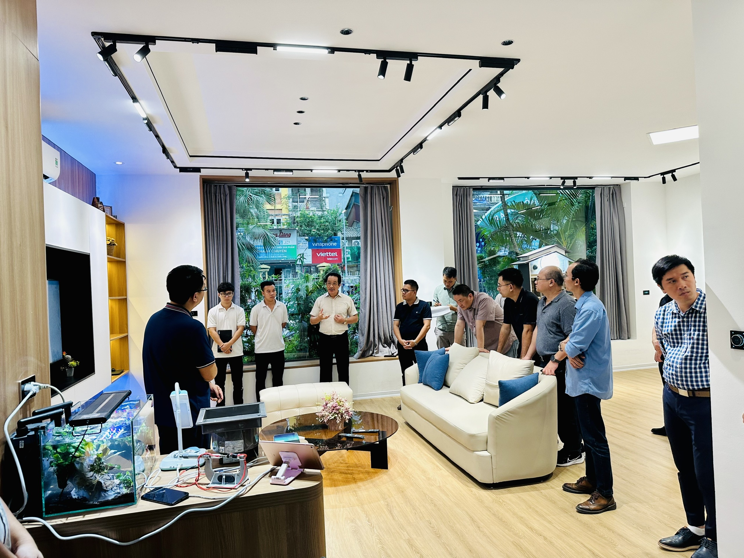 Rạng Đông đang tạo ra một hệ sinh thái sản phẩm thông minh, tiêu tiết kiệm năng lượng, hướng tới một nền sản xuất xanh và tiêu dùng xanh