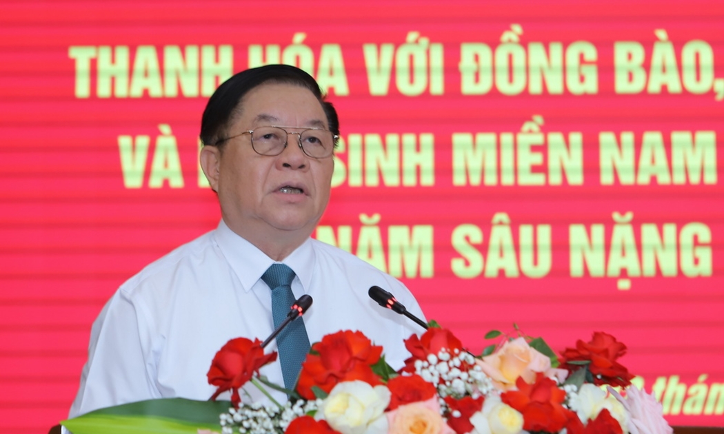 Ủy viên Bộ Chính Trị, Bí thư Trung ương Đảng, Trưởng Ban Tuyên giáo Trung ương Nguyễn Trọng Nghĩa phát biểu tại hội thảo