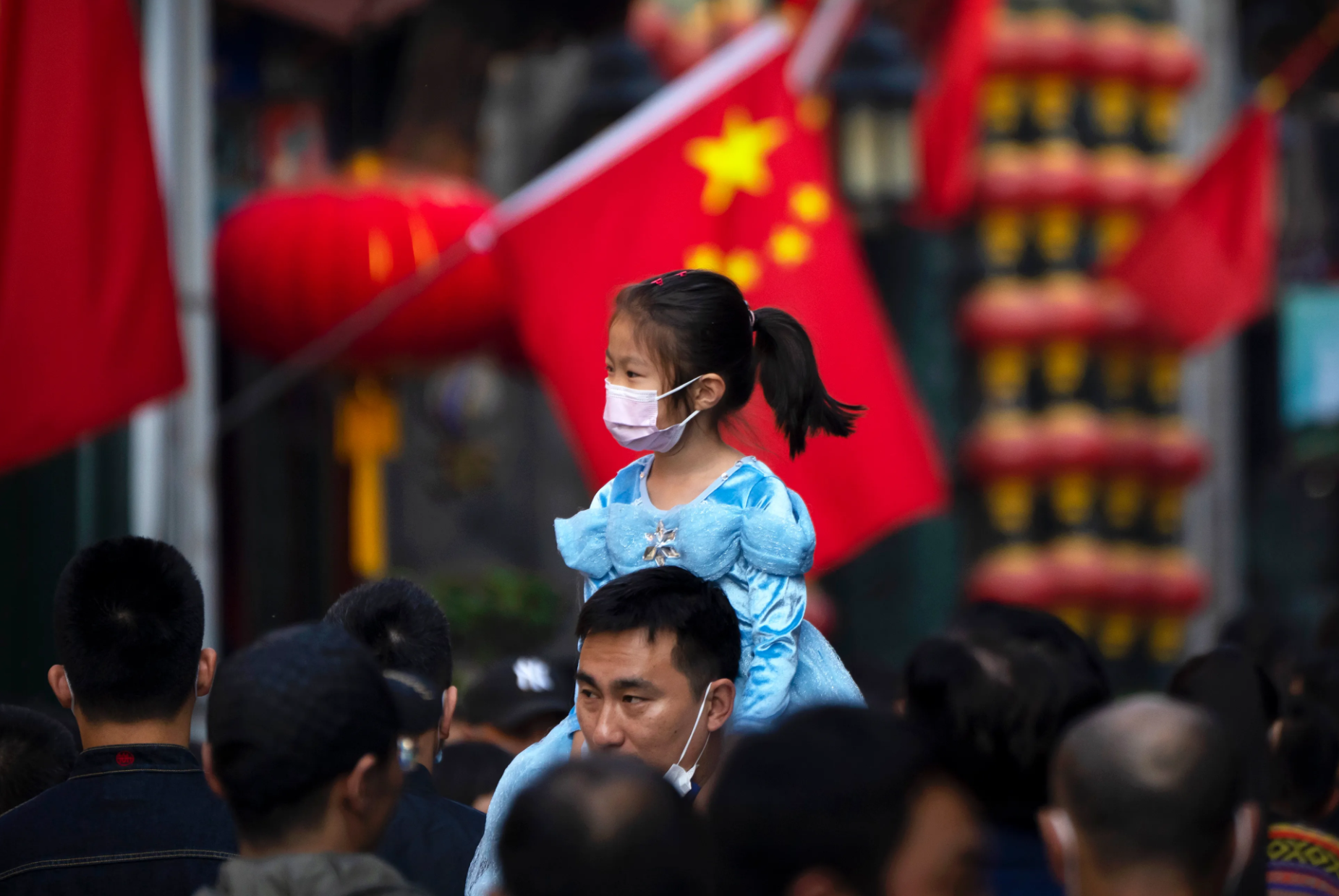 &ldquo;Thế giới chưa c&oacute; nơi n&agrave;o gặp phải t&igrave;nh trạng như Trung Quốc, nơi số lượng trẻ em mới sinh h&agrave;ng năm giảm một nửa chỉ trong 7-8 năm. V&agrave; gốc rễ của vấn đề n&agrave;y ch&iacute;nh l&agrave; ch&iacute;nh s&aacute;ch một con&rdquo; - Ảnh: Getty Images