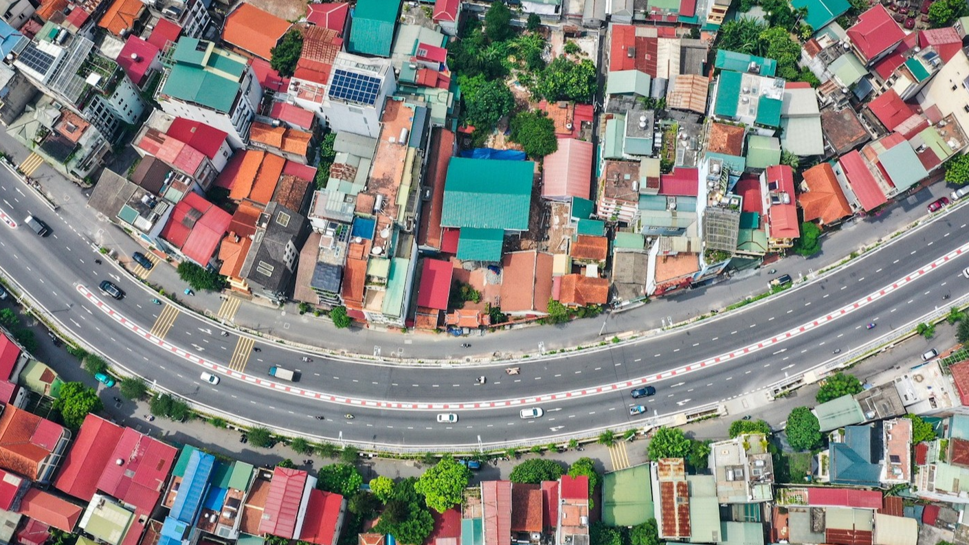 Hai dự án được đưa vào sử dụng sẽ góp phần nâng cao năng lực giao thông của thành phố, tăng cường khả năng kết nối giao thông đồng thời nâng cao năng lực phòng chống lũ của tuyến đê hữu Hồng, bảo vệ Thủ đô.