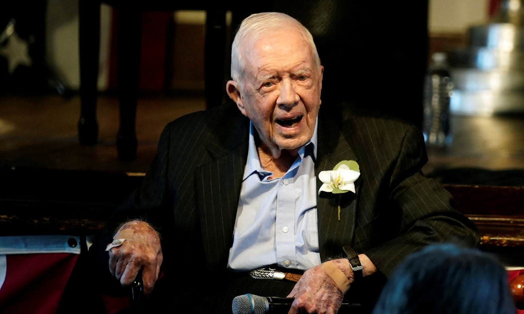 Cựu tổng thống Jimmy Carter trong buổi lễ mừng sinh nhật 100 tuổi hôm 1/10. Ảnh: Reuters