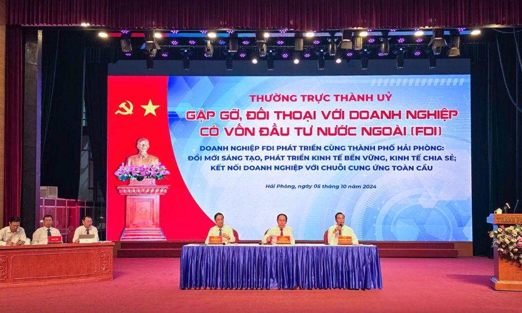 Lãnh đạo thành phố Hải Phòng lắng nghe ý kiến của các doanh nghiệp FDI