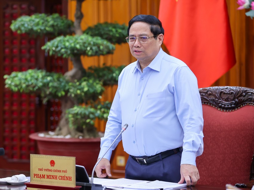 Thủ tướng Chính phủ Phạm Minh Chính chủ trì cuộc họp về đường sắt cao tốc Bắc - Nam. Ảnh: VGP