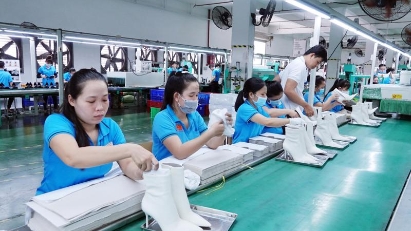 Nearly 121,900 enterprises established in 9M