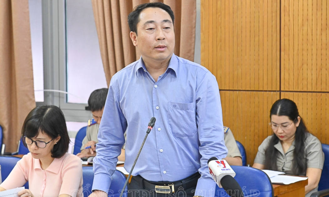 Ông Lê Vệ Quốc, Cục trưởng Cục Phổ biến giáo dục pháp luật. Ảnh: MOJ.