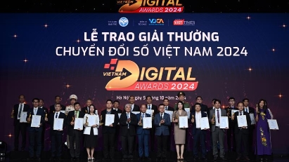 Businesses, agencies honored for excellent digital transformation