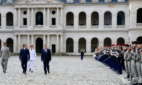 Lễ đón Tổng Bí thư, Chủ tịch nước Tô Lâm thăm chính thức Cộng hòa Pháp