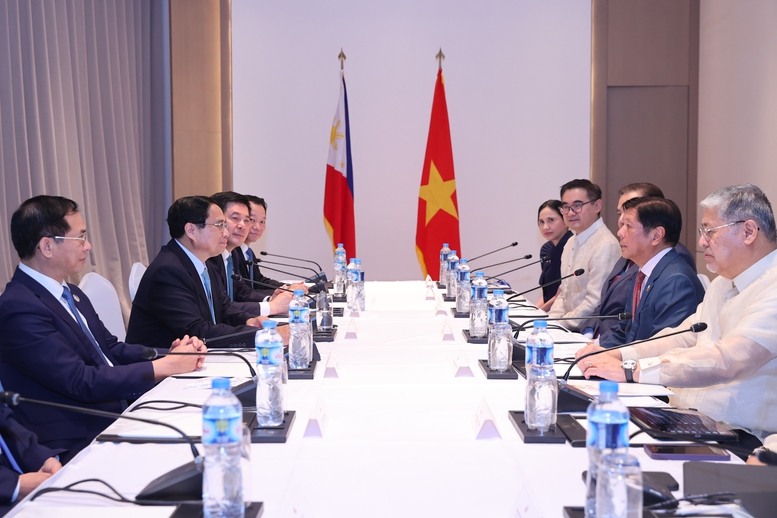 Hai nhà lãnh đạo vui mừng trước sự phát triển mạnh mẽ của quan hệ Đối tác Chiến lược Việt Nam - Philippines thời gian qua trên mọi lĩnh vực - Ảnh: VGP